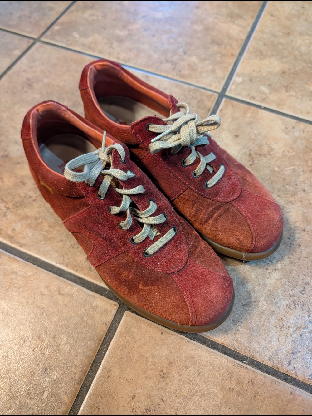 Camper Women's Suede Sneakers Sz 7
